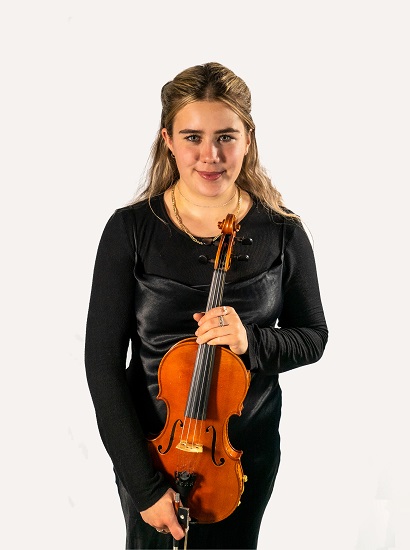 NOYO musician Francesca